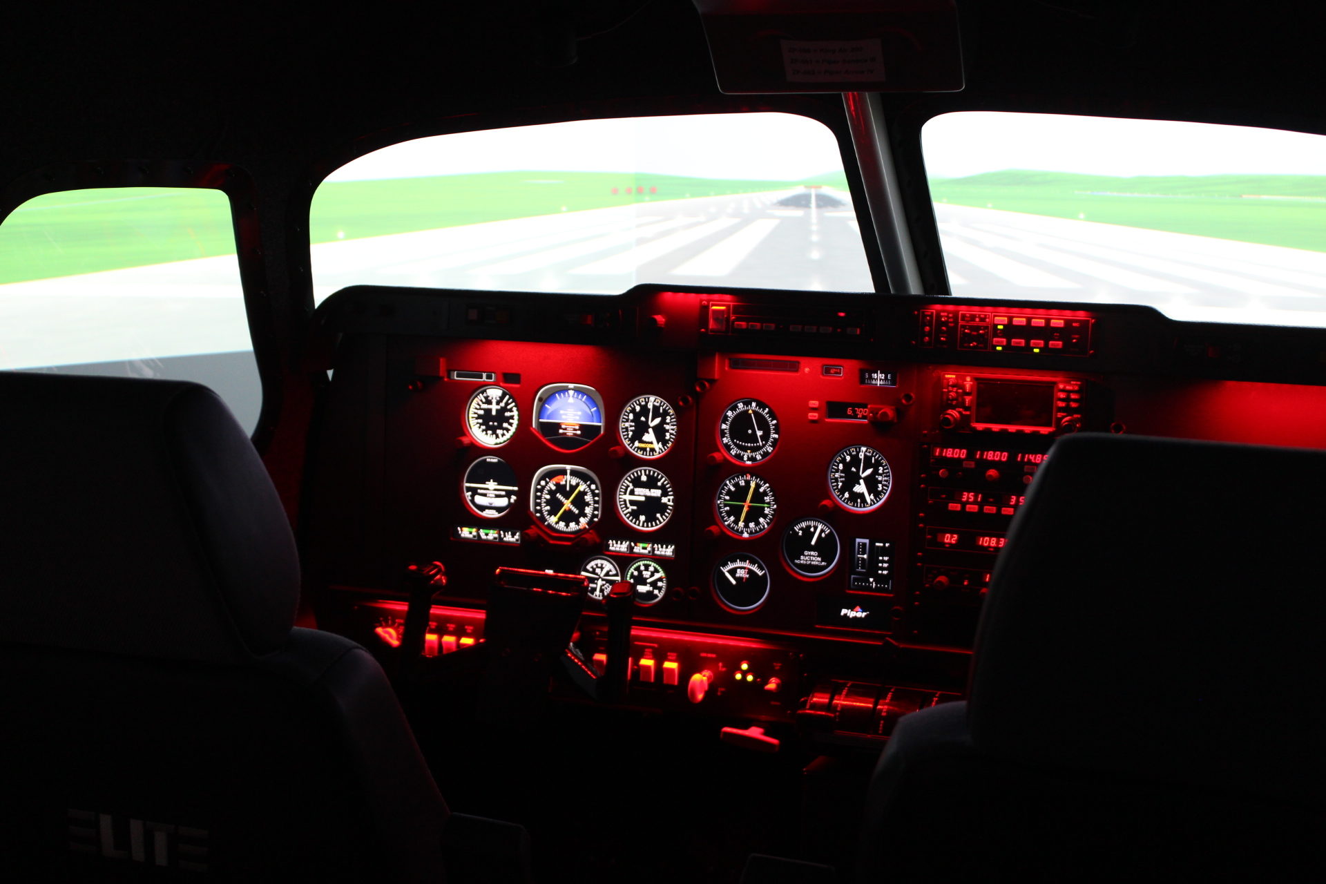 Elite Evolution S923 FNPT II MCC Aeroplane Simulator